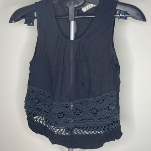 Black crop top Small